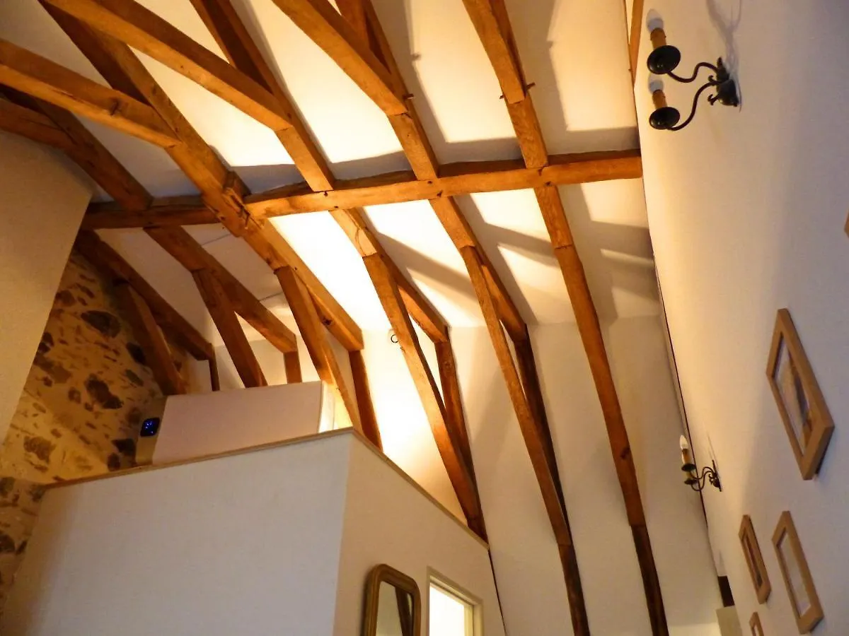 Gite De L'Ancien College Herisson Holiday home